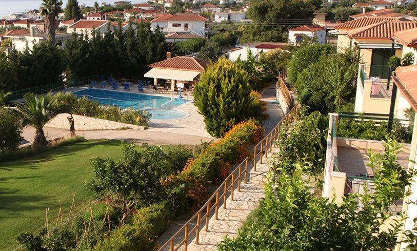 Il Villaggio Chrani Ngoại thất bức ảnh